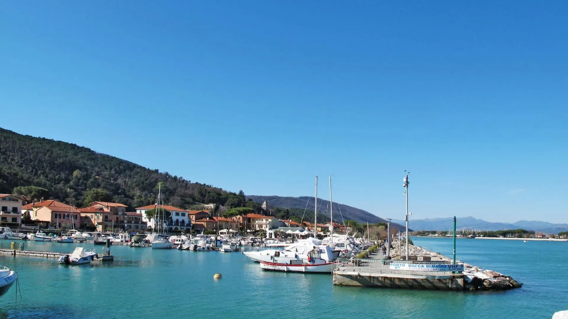 Apartment Onda Marina By Interhome Fiumaretta di Ameglia Italy